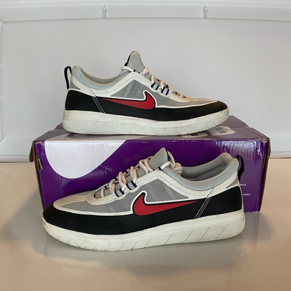 Nike Nyjaj Free 2 SB Spiridon Black Red White Men Size 7